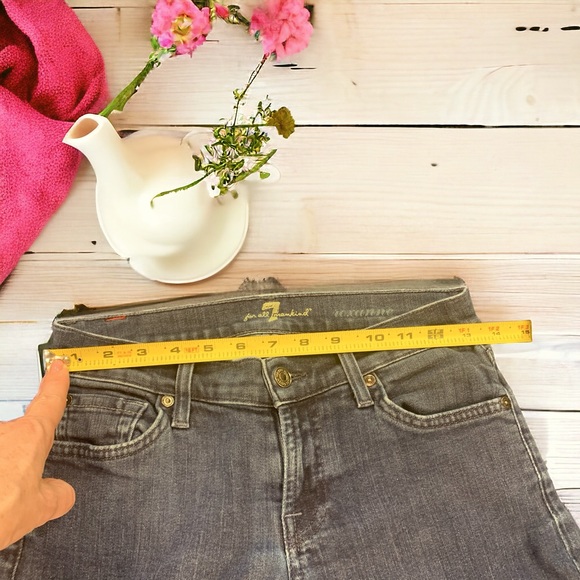 Women’s 7 for all mankind jeans - Picture 6 of 8